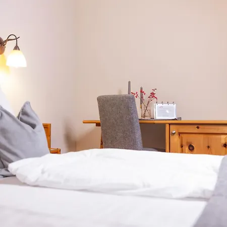 بيت ضيافة Gaestehaus Pilz سخلادميخ