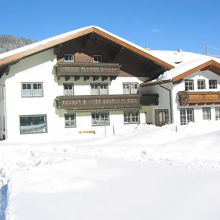 Gaestehaus Pilz سخلادميخ